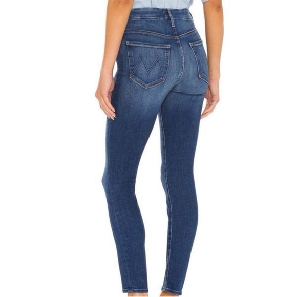 MOTHER High Waisted Looker Jeans in Getalongs - Picture 1 of 10